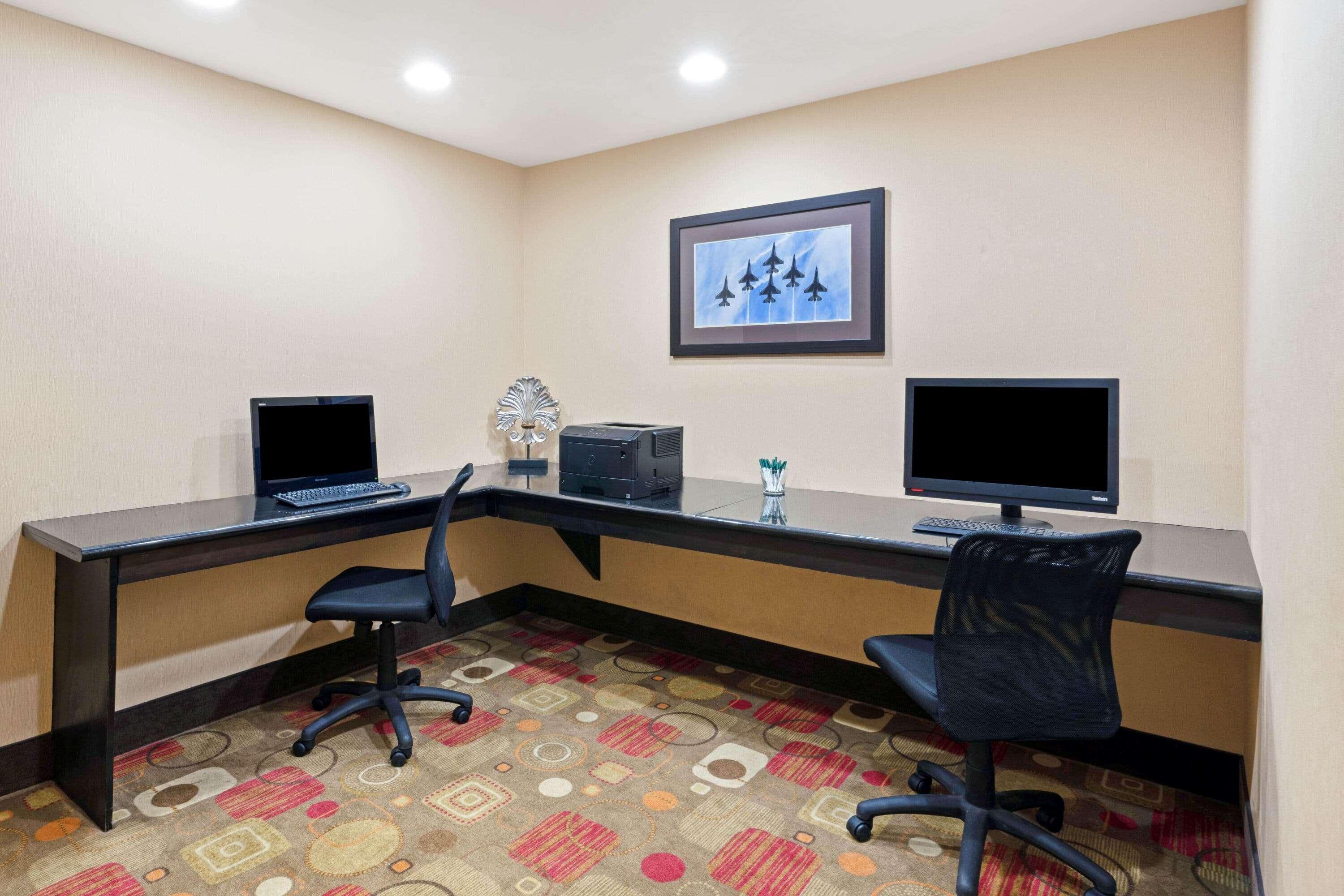 La Quinta By Wyndham Stillwater -University Area Экстерьер фото